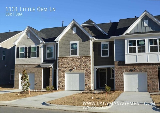 Building Photo - 1131 Little Gem Ln