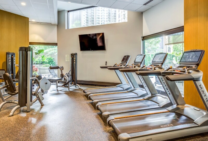 Building Photo - 710 N Dearborn St