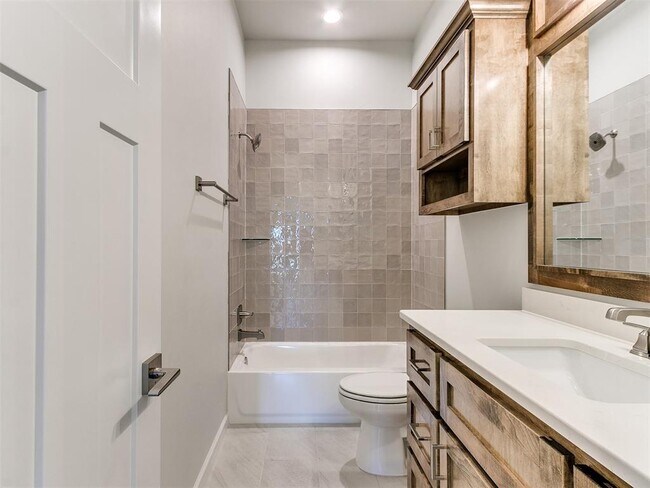 Building Photo - 13400 Sandoval Blvd