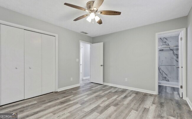 Building Photo - 8730 Parliament Pl