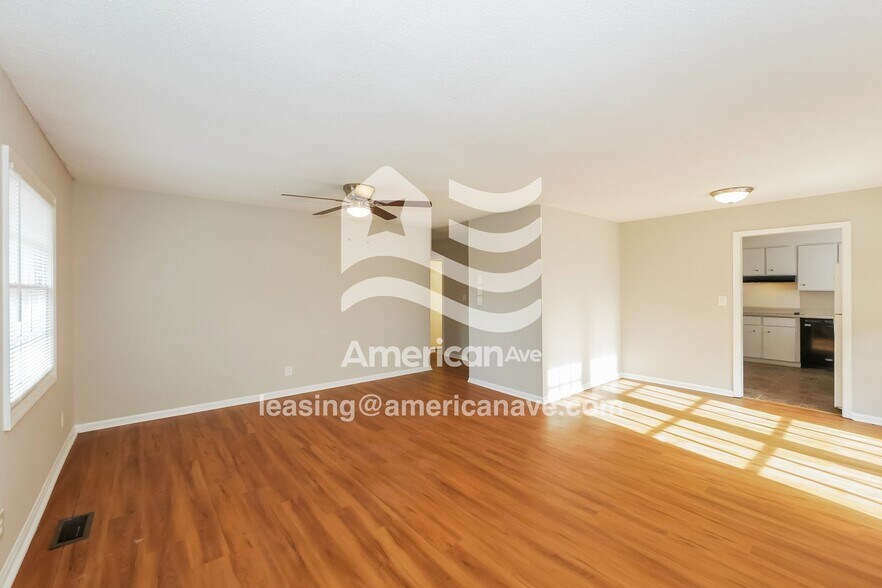 Building Photo - 413 William Dr