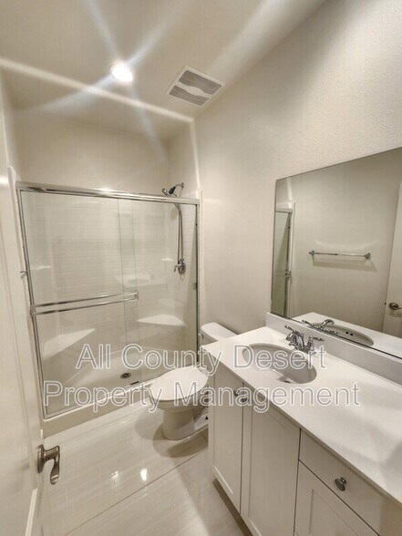 Building Photo - 44801 Beringer Dr