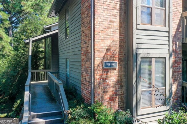 Building Photo - 805 Tuxworth Cir