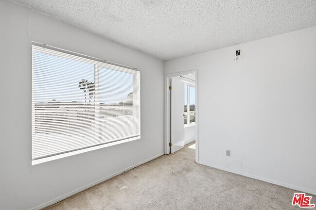 Building Photo - 3600 Bagley Ave