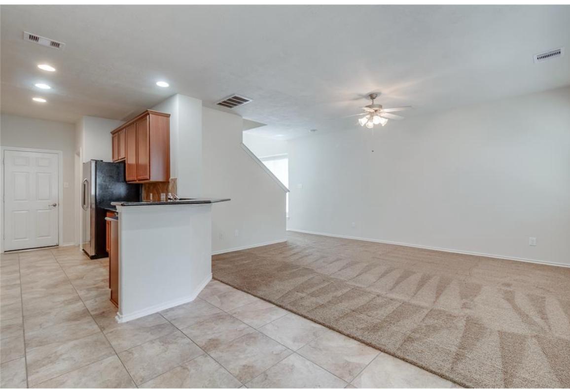 Building Photo - 38 Whitekirk Pl