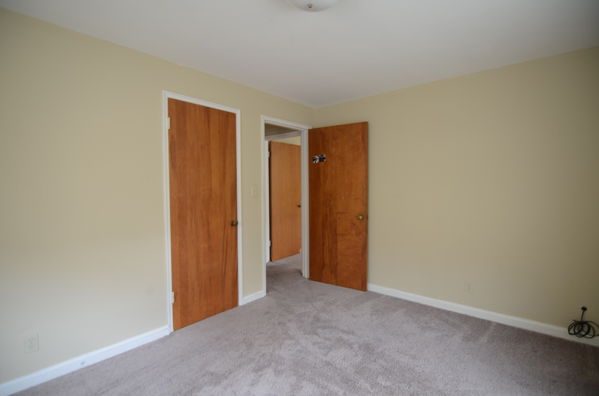 Building Photo - 6609 Bantry Ave