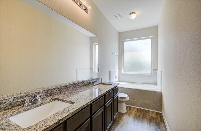 Building Photo - 17139 Devon Dogwood Trail