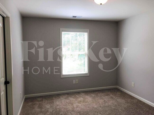 Building Photo - 411 Odum Rd
