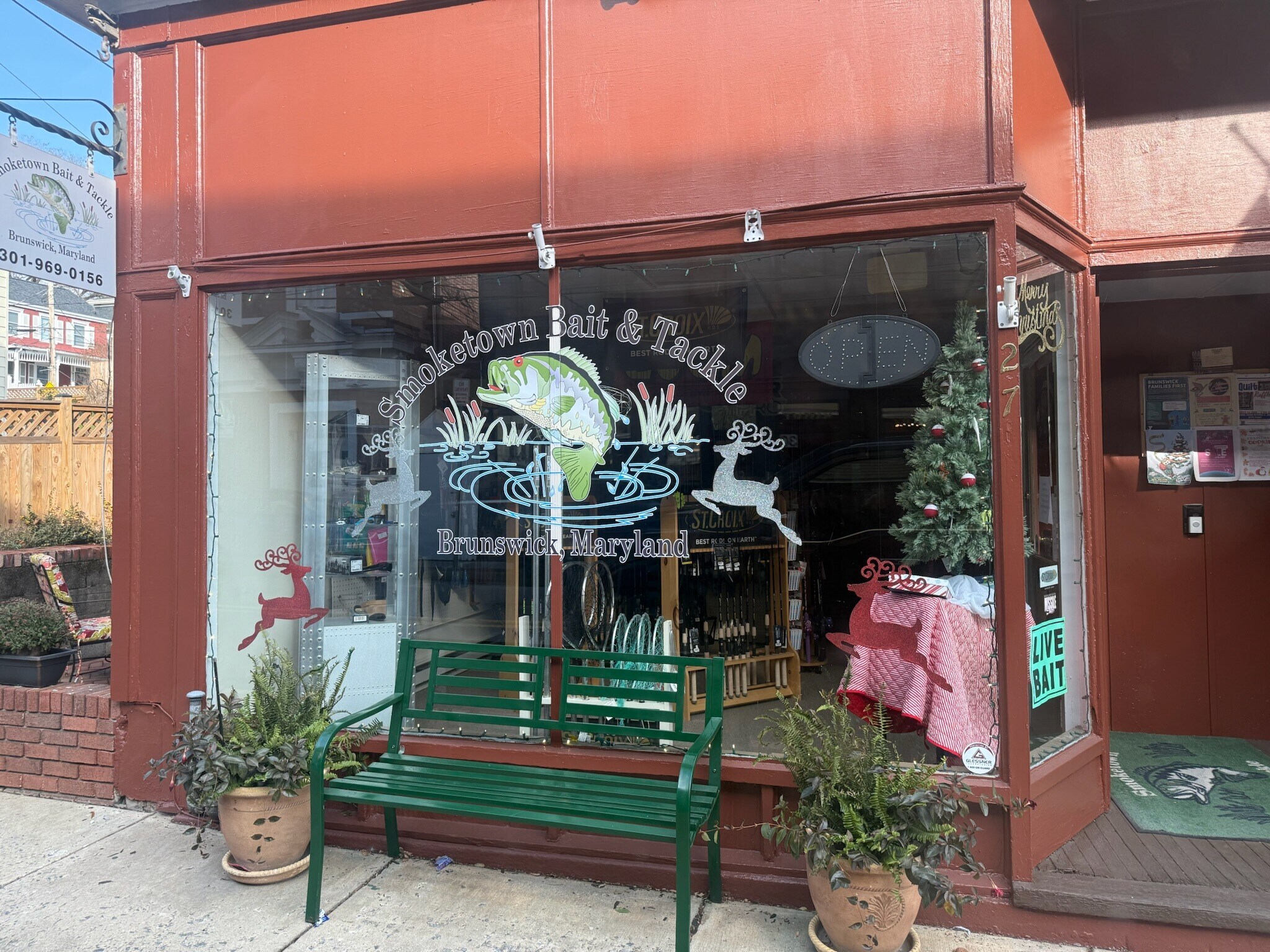 Building Photo - 503 E Potomac St