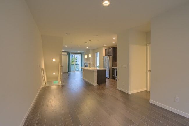 Building Photo - 14661 36th Ct NE