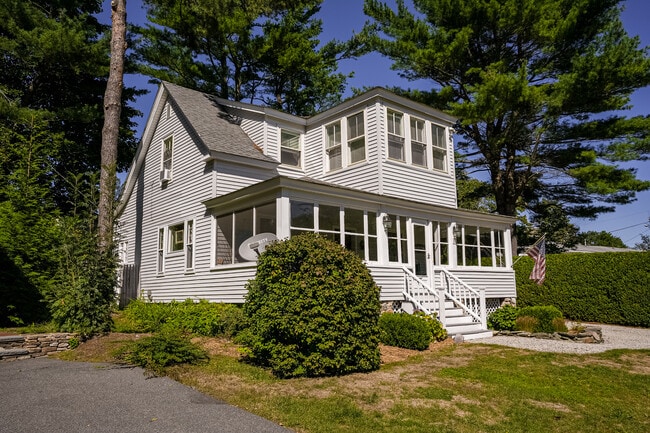 Building Photo - 61 Ledge Rd