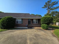Building Photo - 385 Wildwood Ave