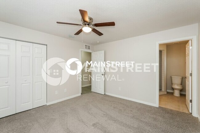 Building Photo - 3 Bedroom Pet-Friendly Home in St Petersburg, FL with Main Street Renewal