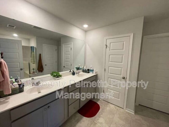 Building Photo - 221 Cypress Preserve Blvd