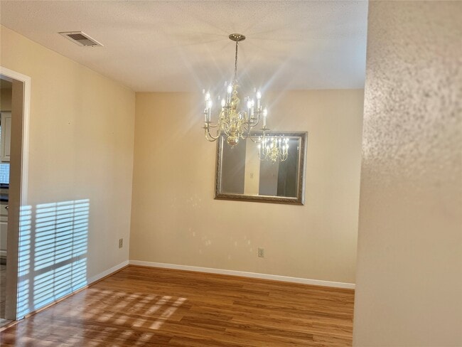 Building Photo - 2934 Field Line Dr