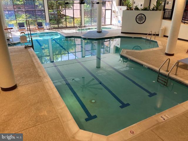 Building Photo - 5902 Mt Eagle Dr