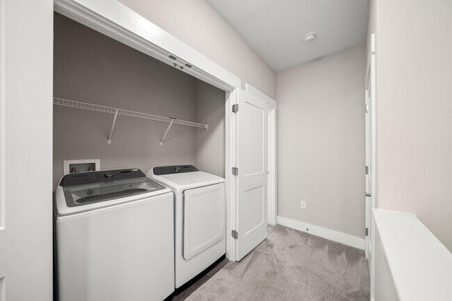 Building Photo - 222 N Sand Palm Rd