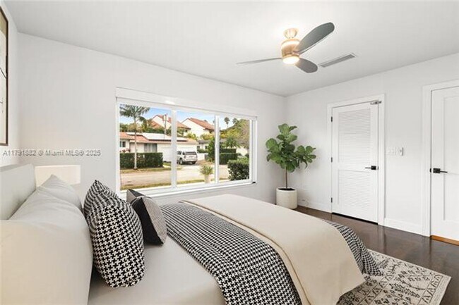 Building Photo - 3505 Crystal View Ct