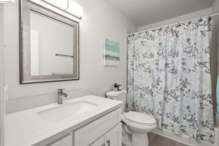 Building Photo - 38 Asbury Ct