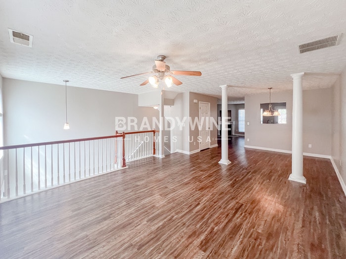 Building Photo - 3110 Bonnes Dr