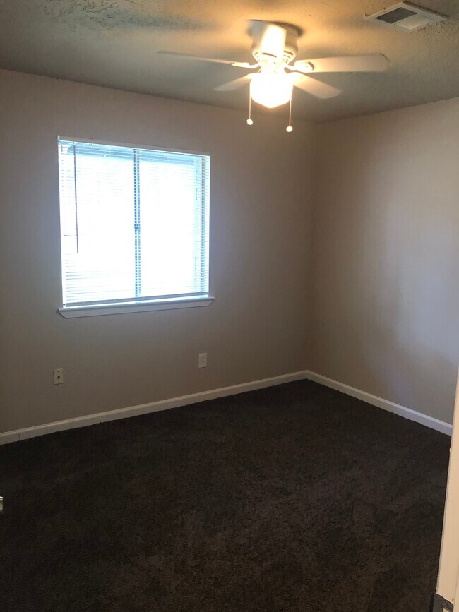 Building Photo - 4414 Monteith Dr