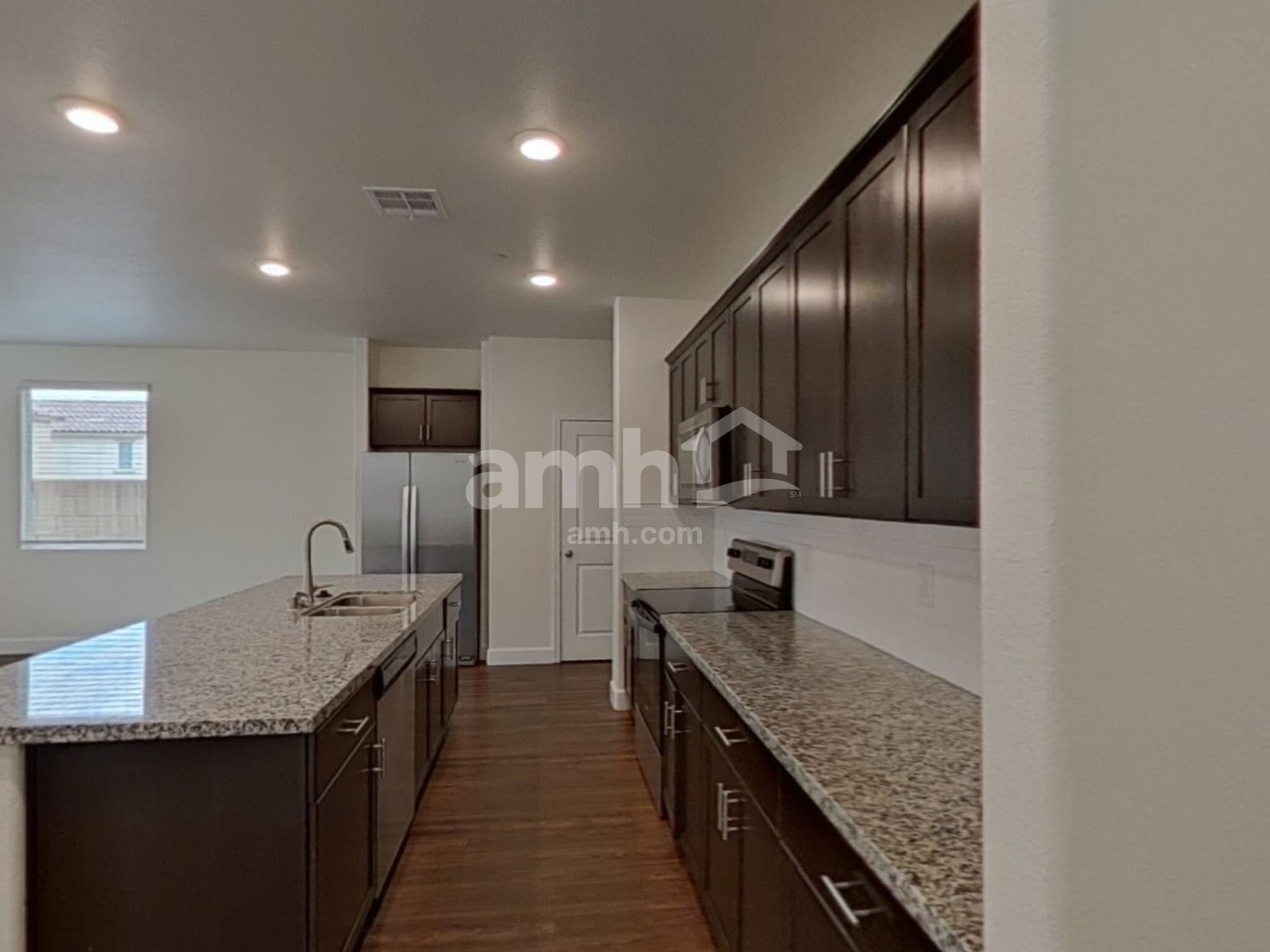 Building Photo - 80 Cabaletta Ln