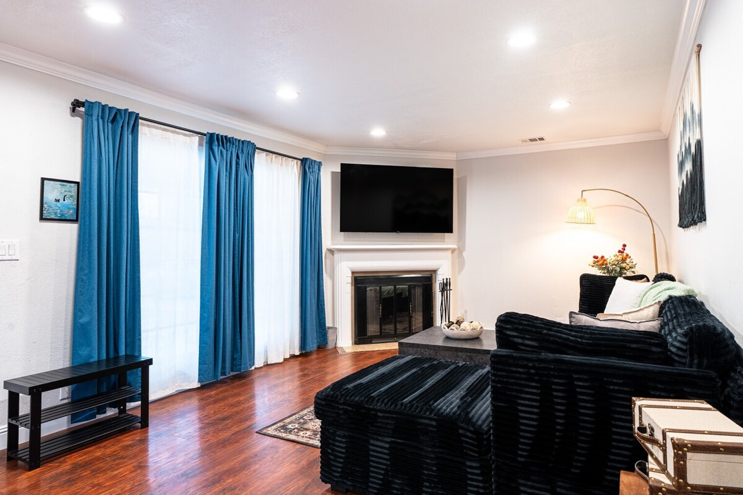 Building Photo - 1004 Airport Blvd