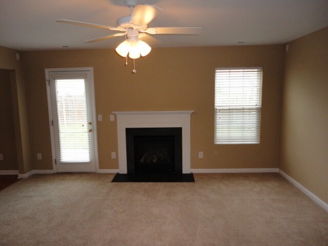 Building Photo - 3827 Chehaw Dr