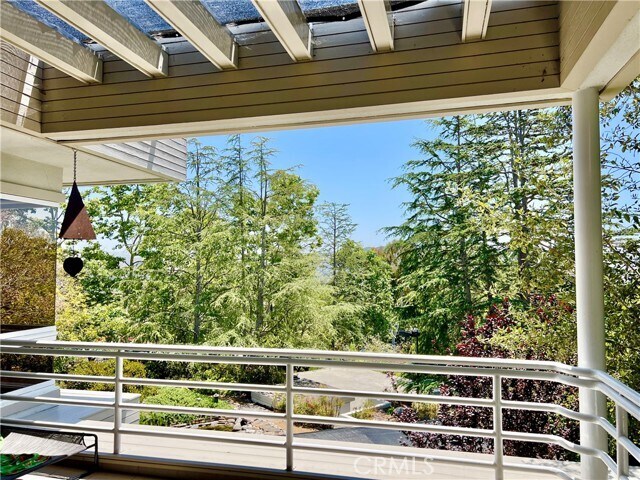 Building Photo - 31561 Pepperwood Ln