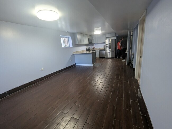 Building Photo - 8105 S Green St