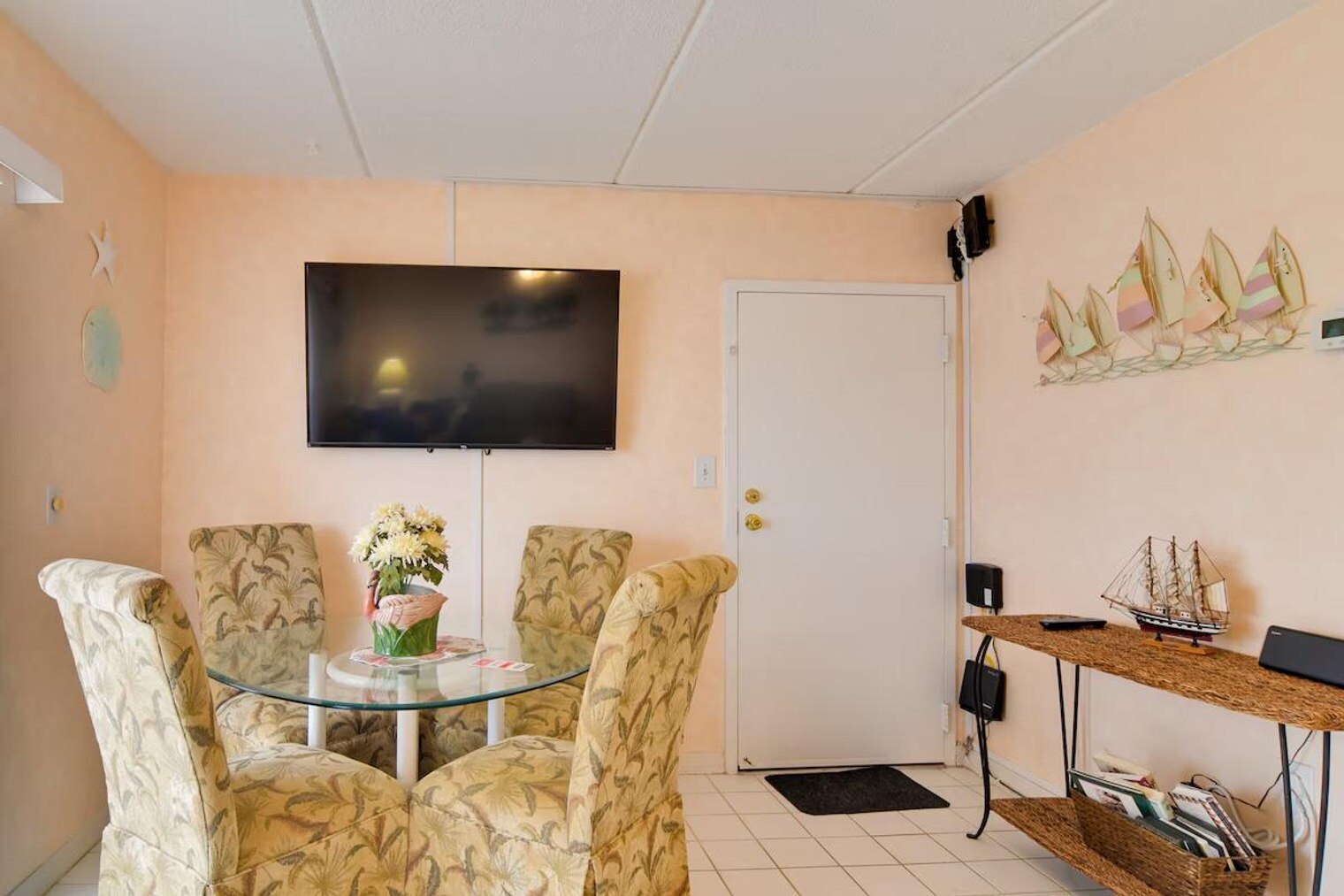 Building Photo - 8921 Blind Pass Rd