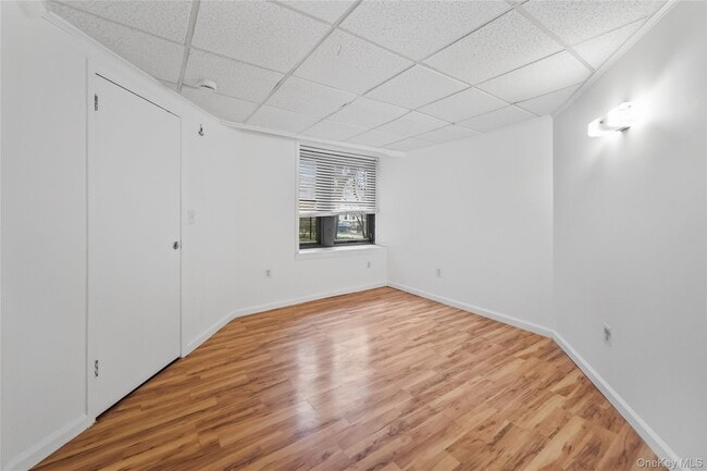 Building Photo - 33 William St