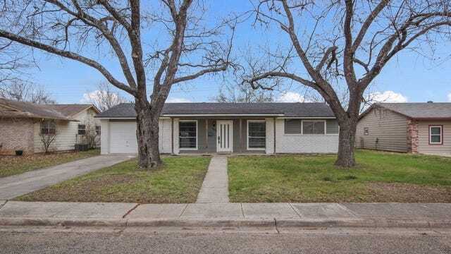 Building Photo - 405 WESTCHESTER-