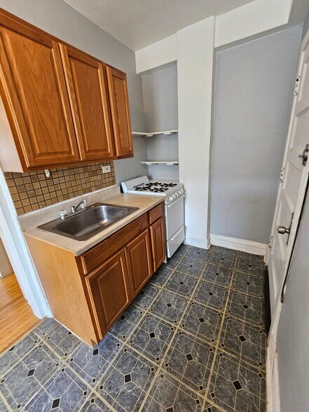 Building Photo - 4601 N Beacon St