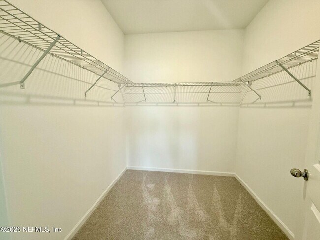 Building Photo - 3016 Raven Trce