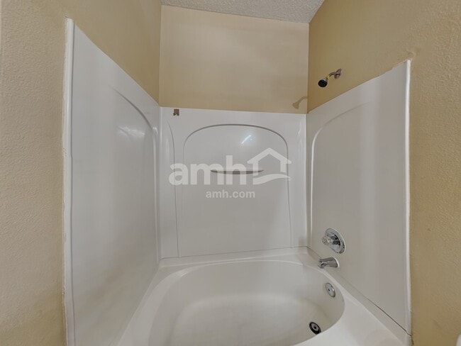 Building Photo - 1962 Kimlyn Cir