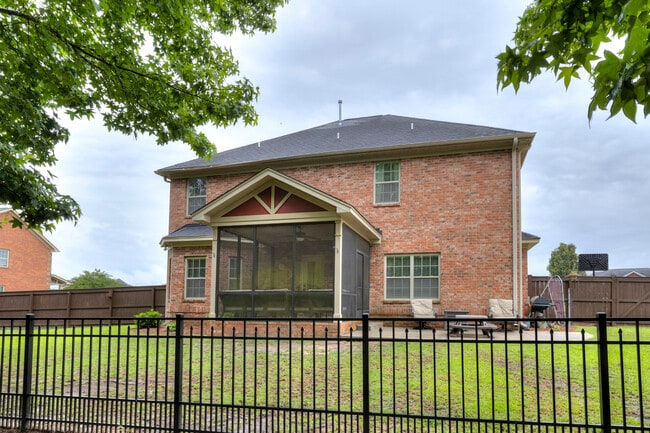 Building Photo - 1031 Rockdale Blvd