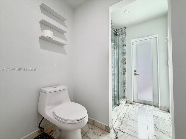 Building Photo - 4934 NW 94th Doral Pl