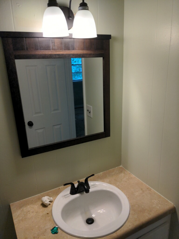 Building Photo - 126 Creekside Dr