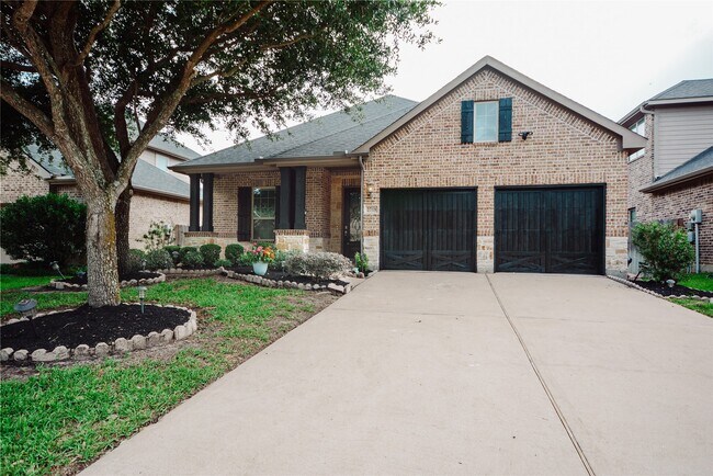 Primary Photo - 2718 Misty Laurel Ct