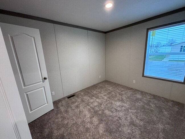 Building Photo - 23488 Winifred Ave