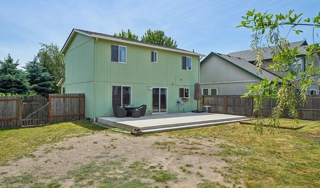 Building Photo - 15714 NE 93rd St