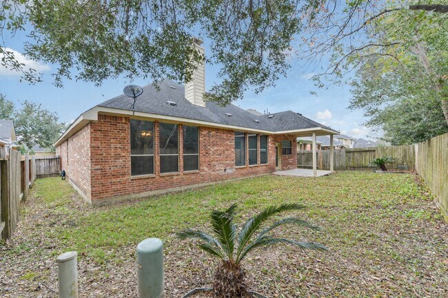 Building Photo - 21315 Pennshore Ln