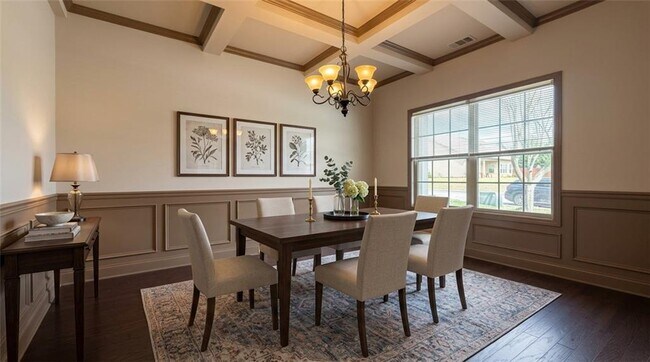 Building Photo - 2110 Line Dr