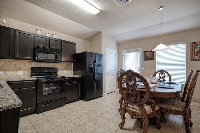 Building Photo - 5821 Roderick Dr