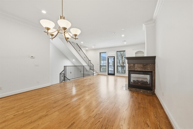 Building Photo - 6130 Hamman St