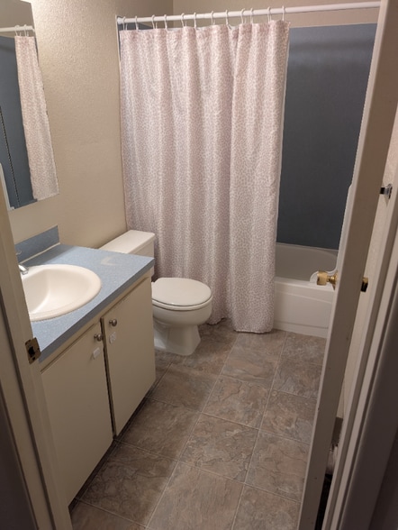 Building Photo - 4617 80th St NE