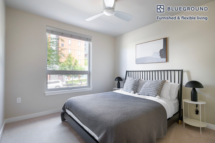 Building Photo - 2720 152nd Ave NE