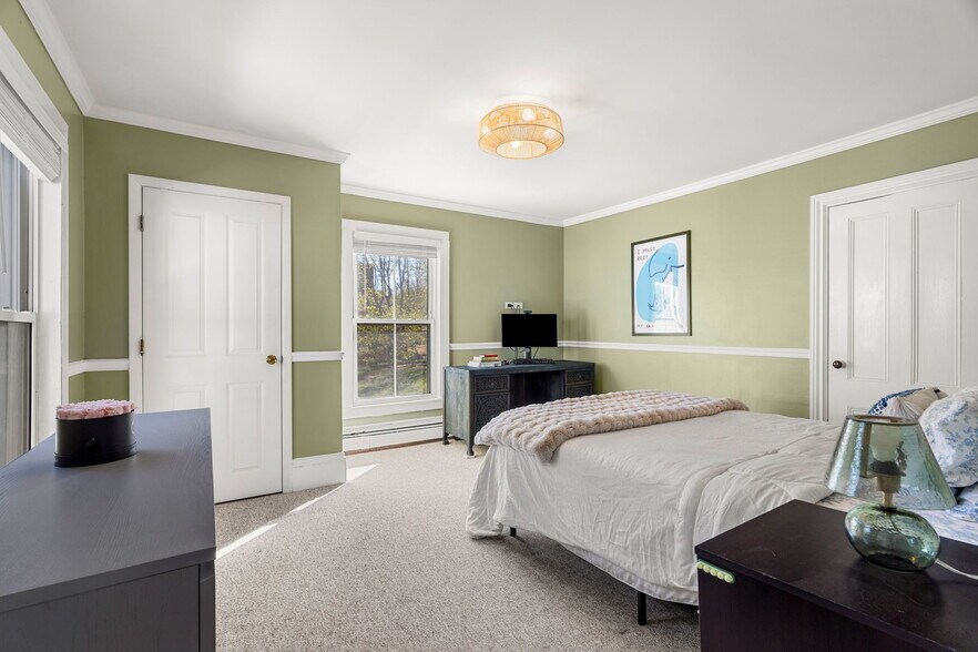 Building Photo - 4 Greenleaf St