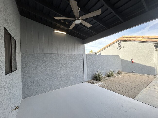 Building Photo - 28670 Landau Blvd